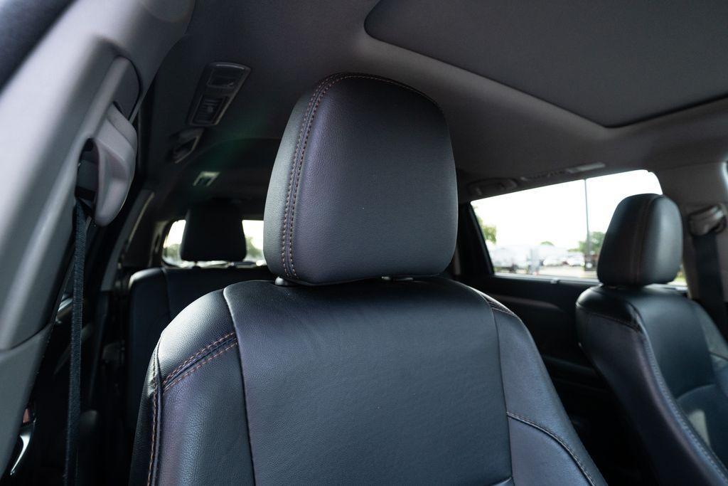 used 2016 Toyota Highlander car, priced at $14,914