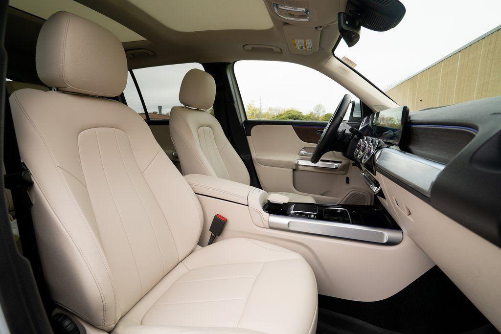 used 2022 Mercedes-Benz GLB 250 car, priced at $31,459
