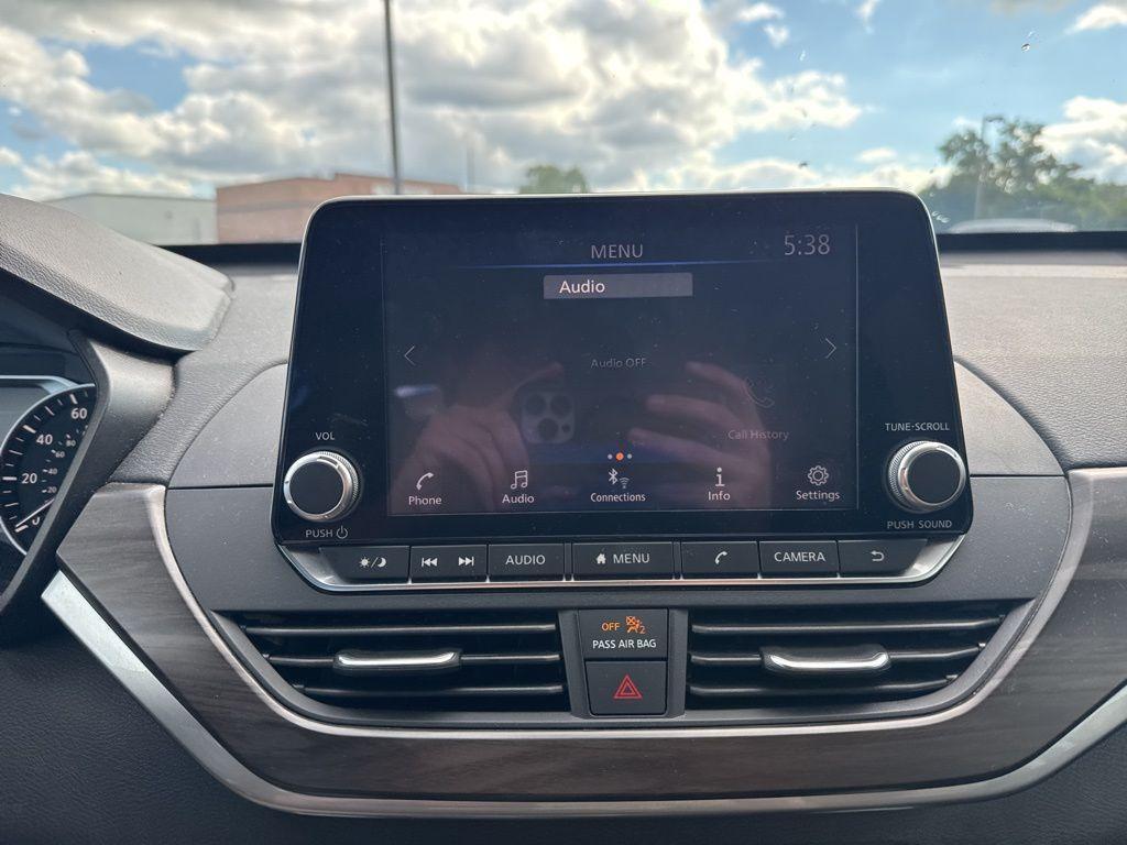 used 2023 Nissan Altima car, priced at $19,589