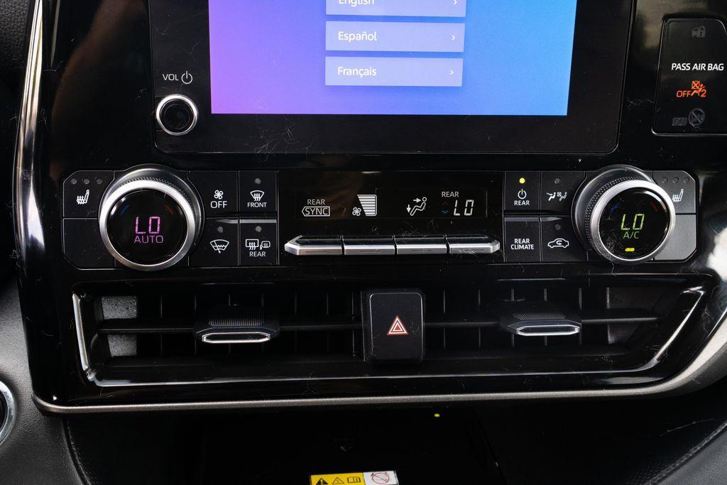 used 2023 Toyota Highlander car, priced at $35,844
