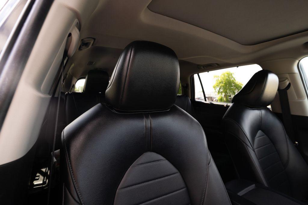 used 2023 Toyota Highlander car, priced at $35,844
