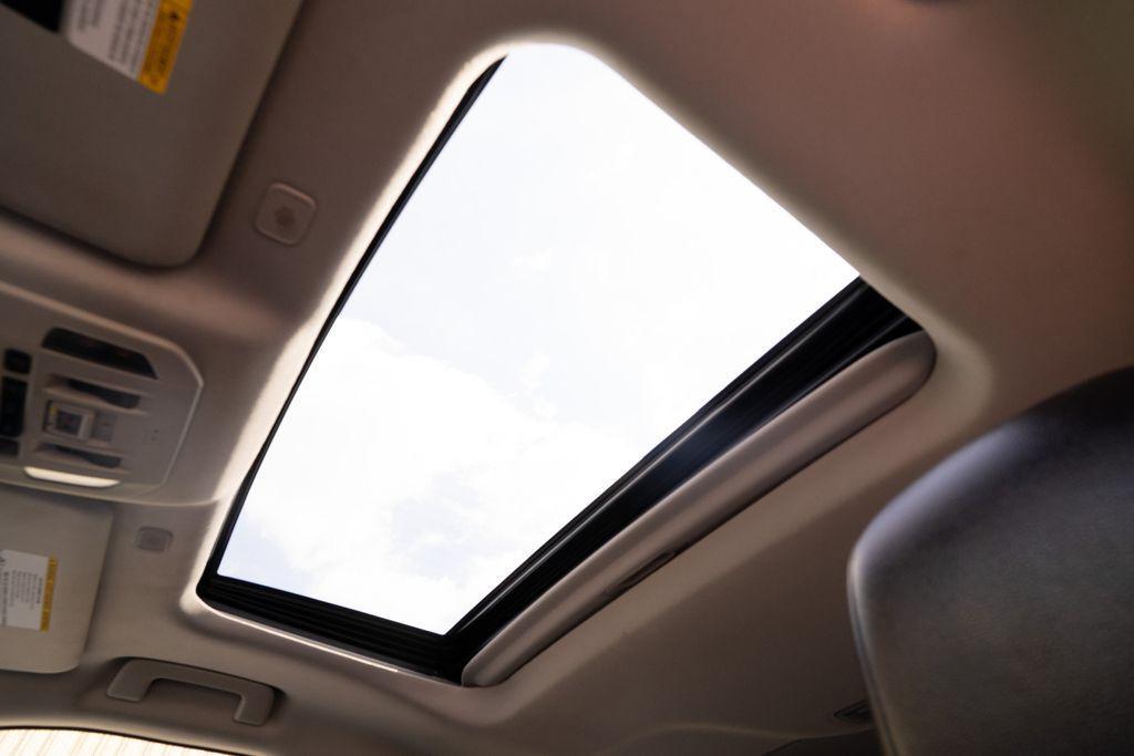 used 2023 Toyota Highlander car, priced at $35,844