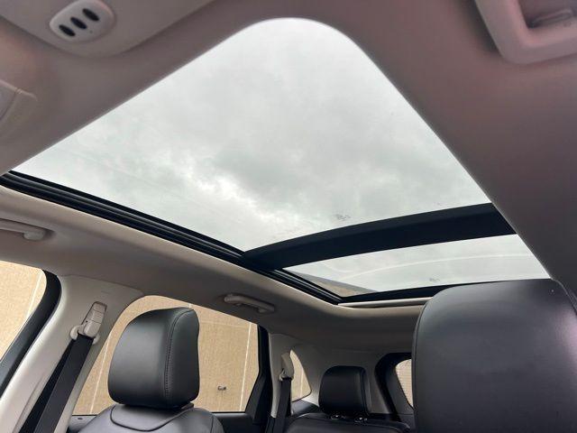 used 2020 Ford Edge car, priced at $21,071