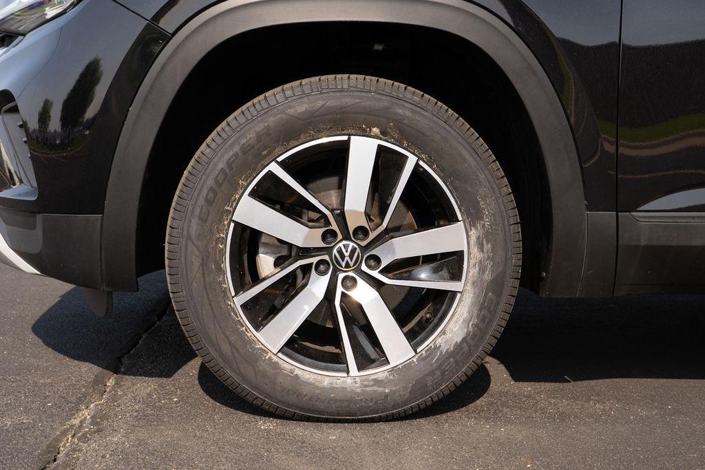 used 2021 Volkswagen Atlas car, priced at $24,159