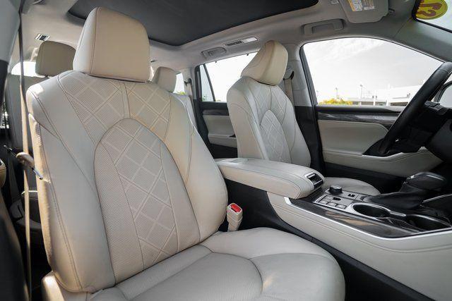 used 2023 Toyota Highlander car, priced at $42,505