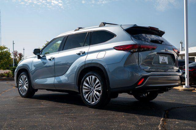 used 2023 Toyota Highlander car, priced at $42,505