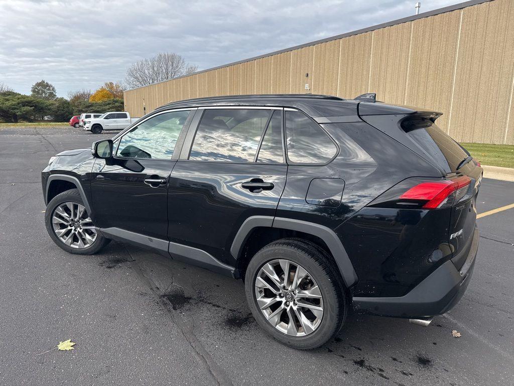 used 2020 Toyota RAV4 car, priced at $22,522