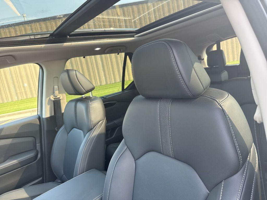 used 2024 Honda Pilot car, priced at $43,920