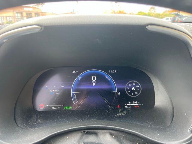 used 2023 Toyota Highlander Hybrid car, priced at $45,924