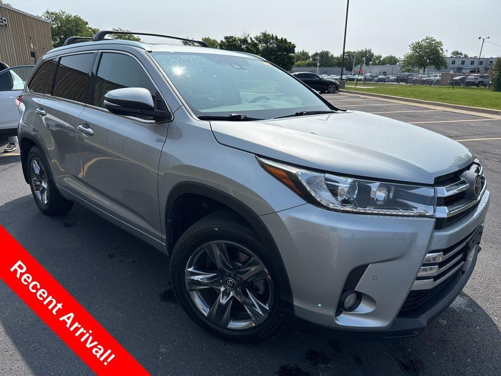 used 2017 Toyota Highlander car, priced at $21,232