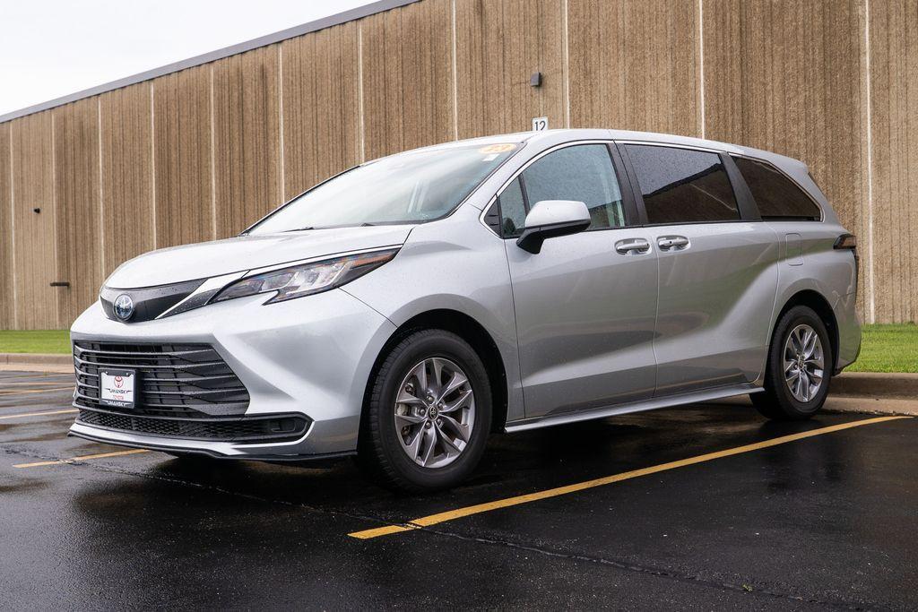 used 2023 Toyota Sienna car, priced at $35,477