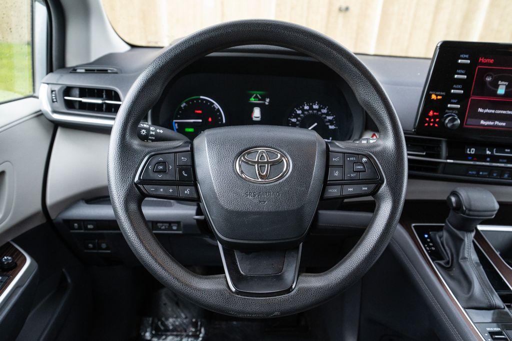 used 2023 Toyota Sienna car, priced at $35,477