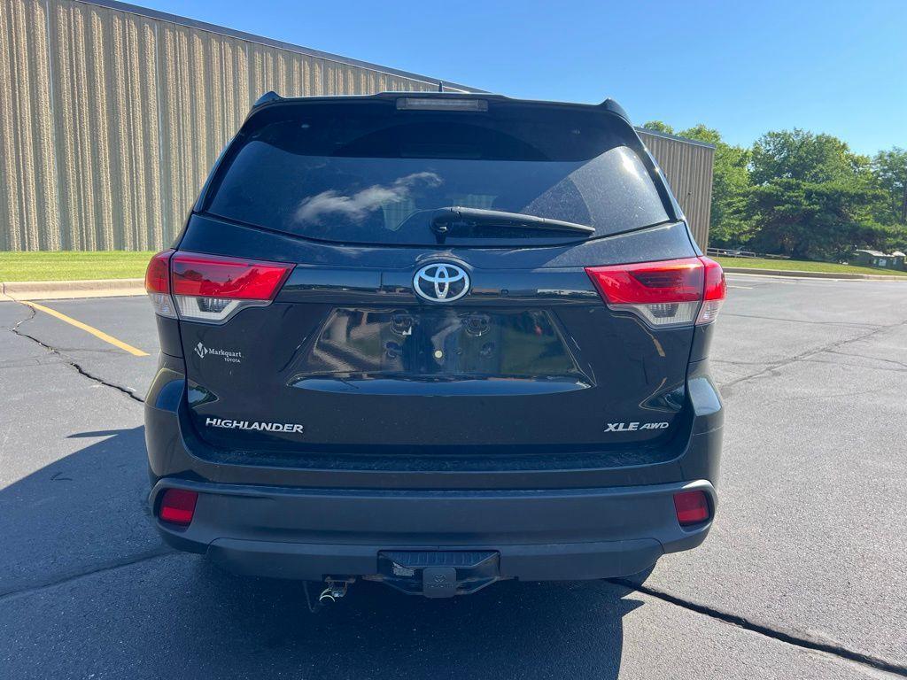 used 2018 Toyota Highlander car, priced at $19,026