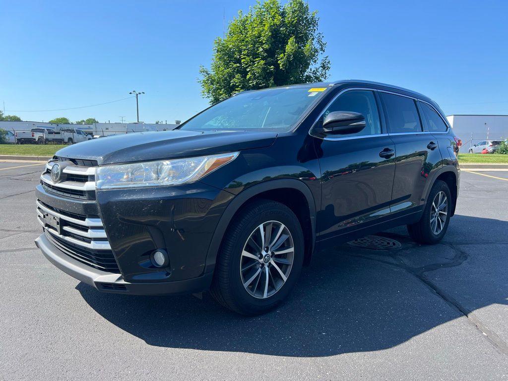 used 2018 Toyota Highlander car, priced at $19,026