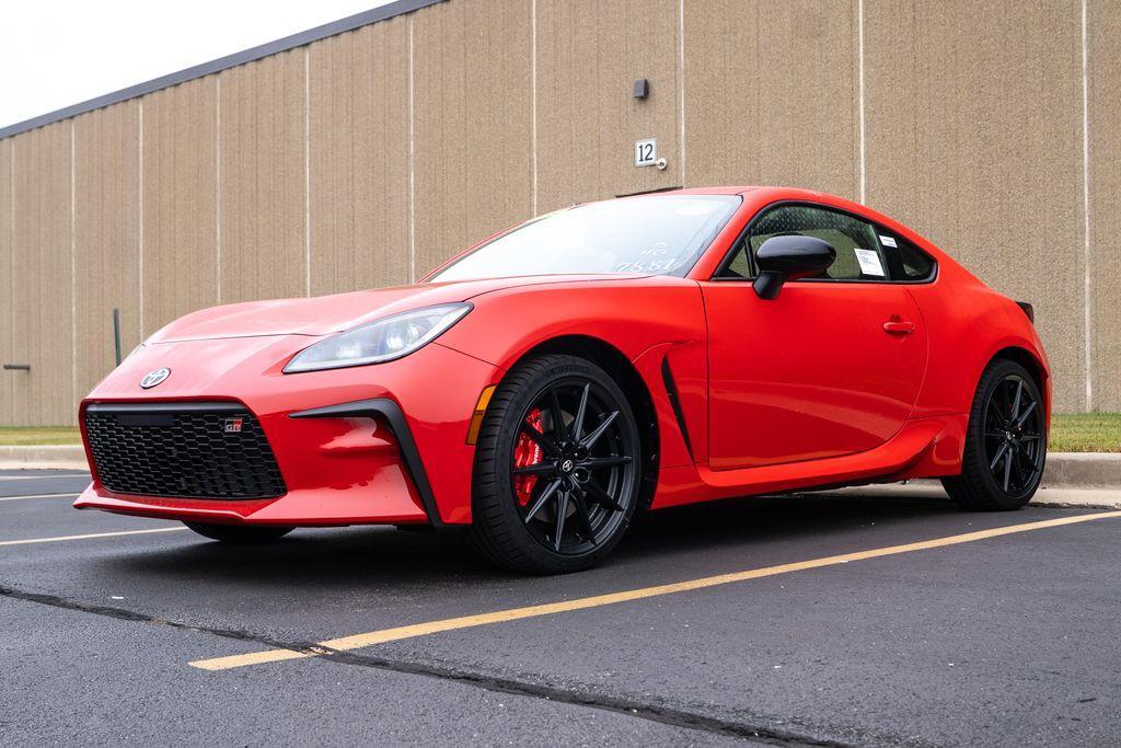 new 2025 Toyota GR86 car, priced at $37,777
