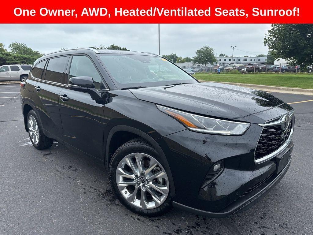 used 2021 Toyota Highlander car, priced at $34,677