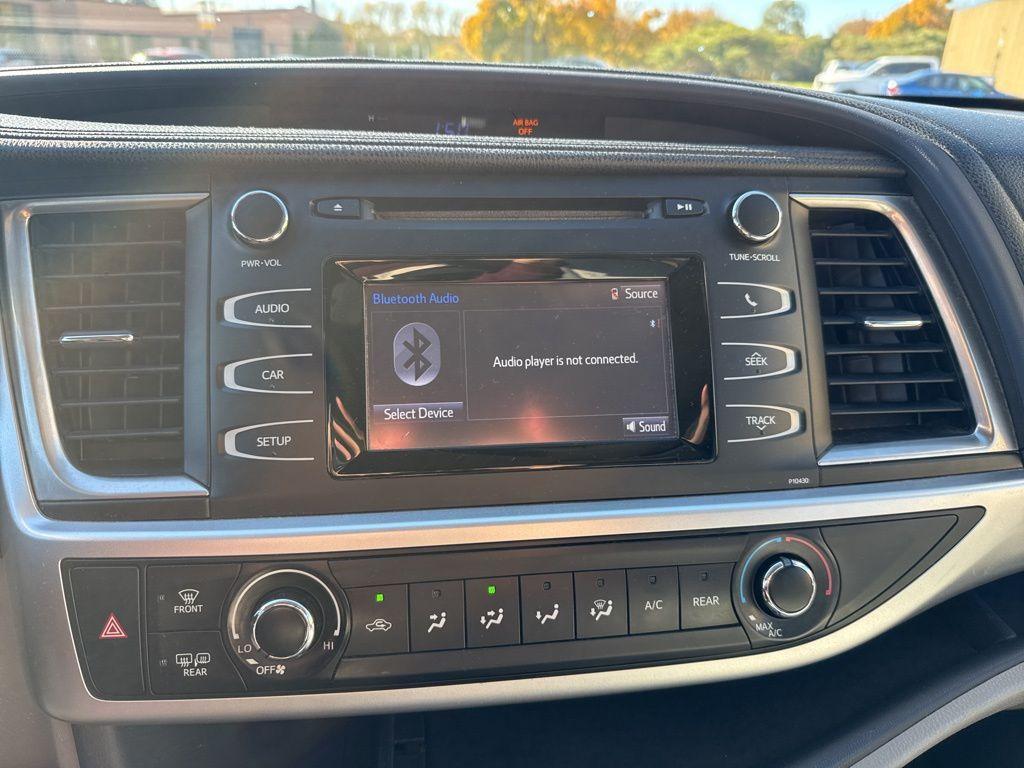 used 2015 Toyota Highlander car, priced at $14,558