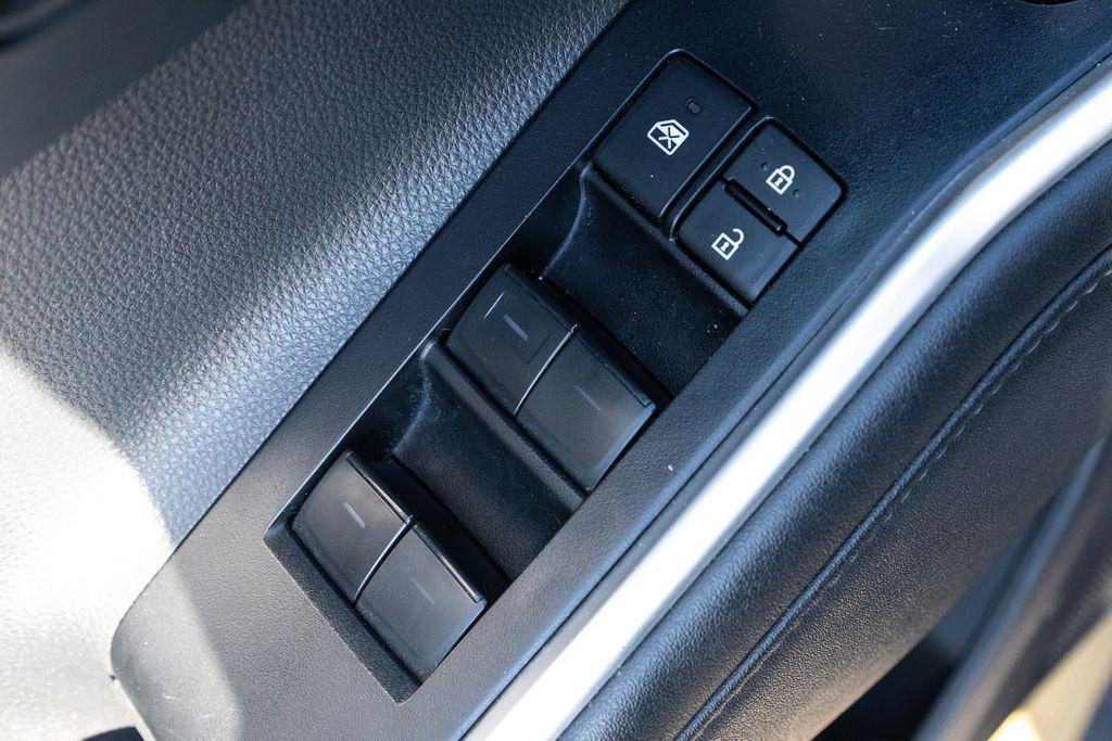 used 2023 Toyota Highlander car, priced at $35,130