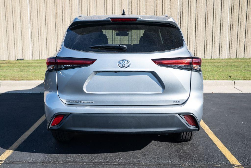 used 2023 Toyota Highlander car, priced at $35,130
