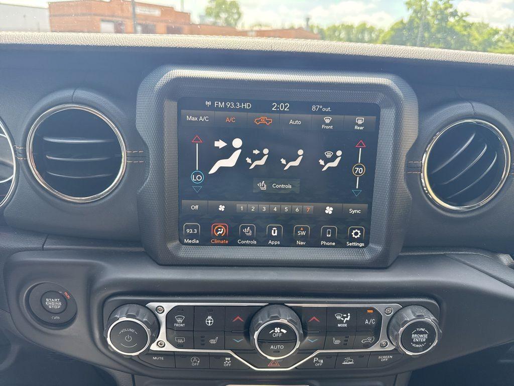 used 2023 Jeep Gladiator car, priced at $37,150