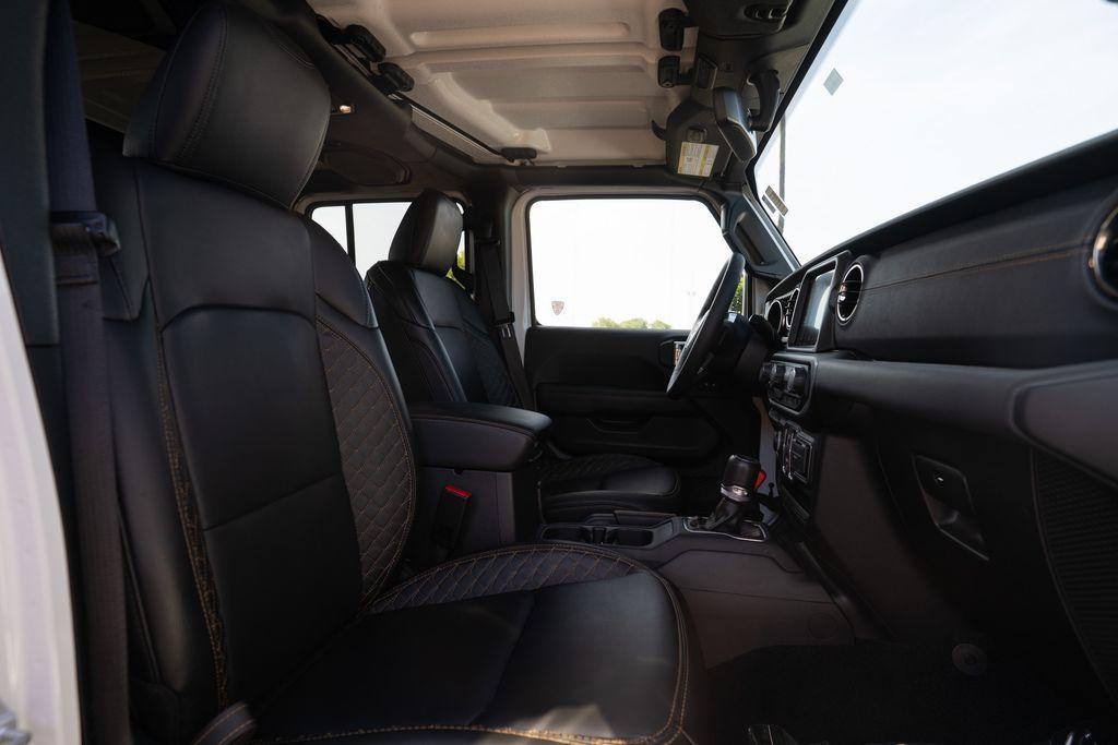 used 2023 Jeep Gladiator car, priced at $37,623