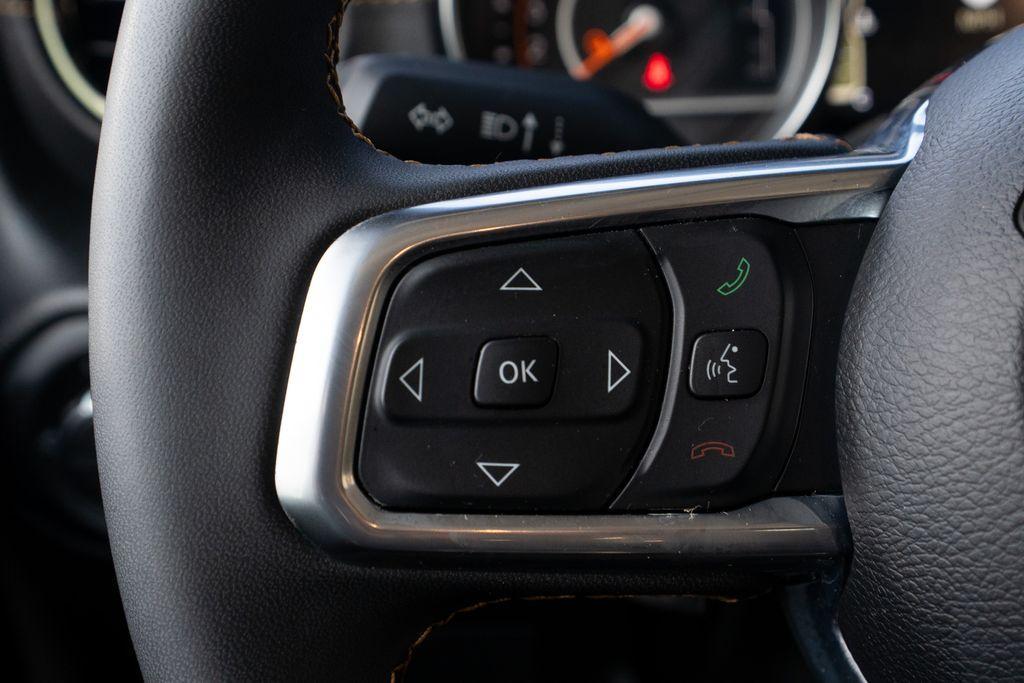 used 2023 Jeep Gladiator car, priced at $37,623