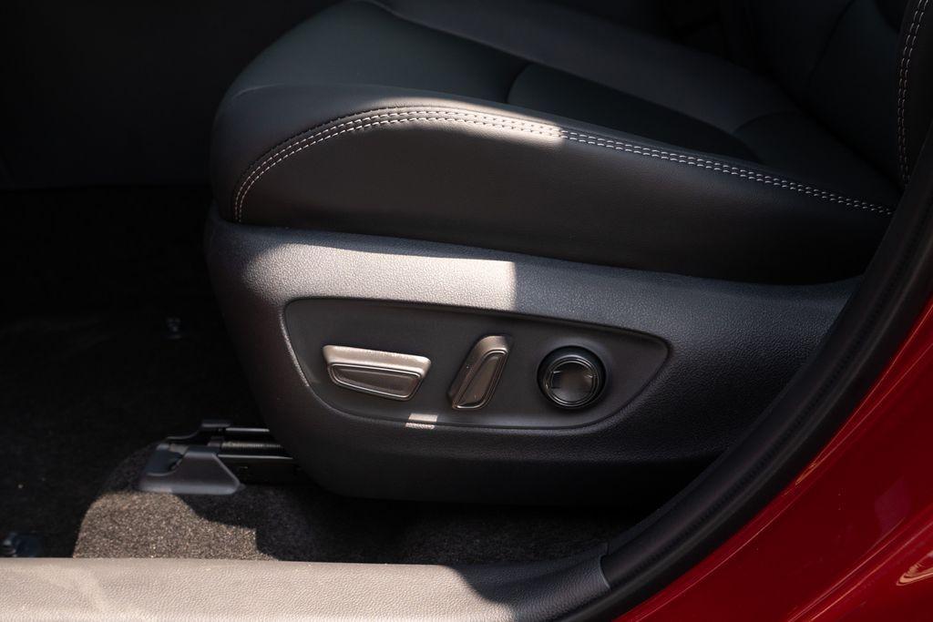 new 2025 Toyota RAV4 car, priced at $39,477