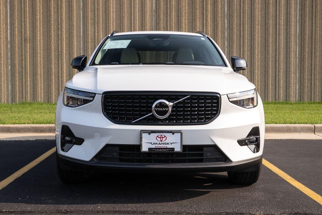 used 2023 Volvo XC40 car, priced at $23,857