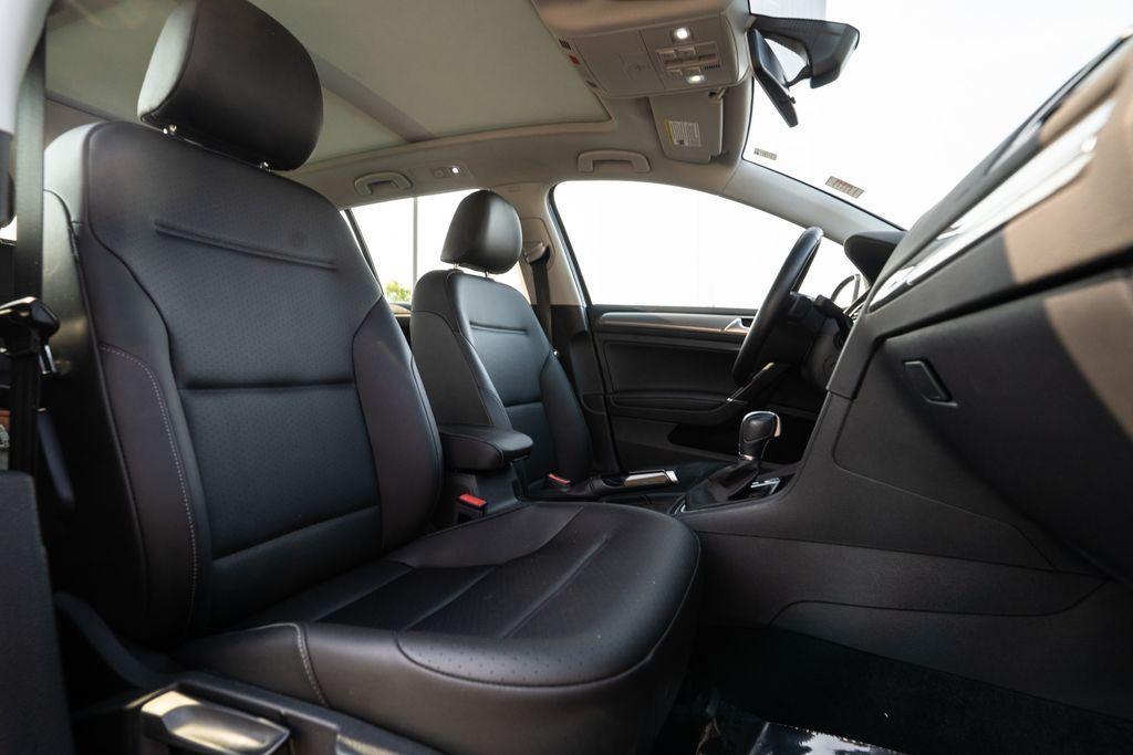 used 2018 Volkswagen Golf Alltrack car, priced at $13,985