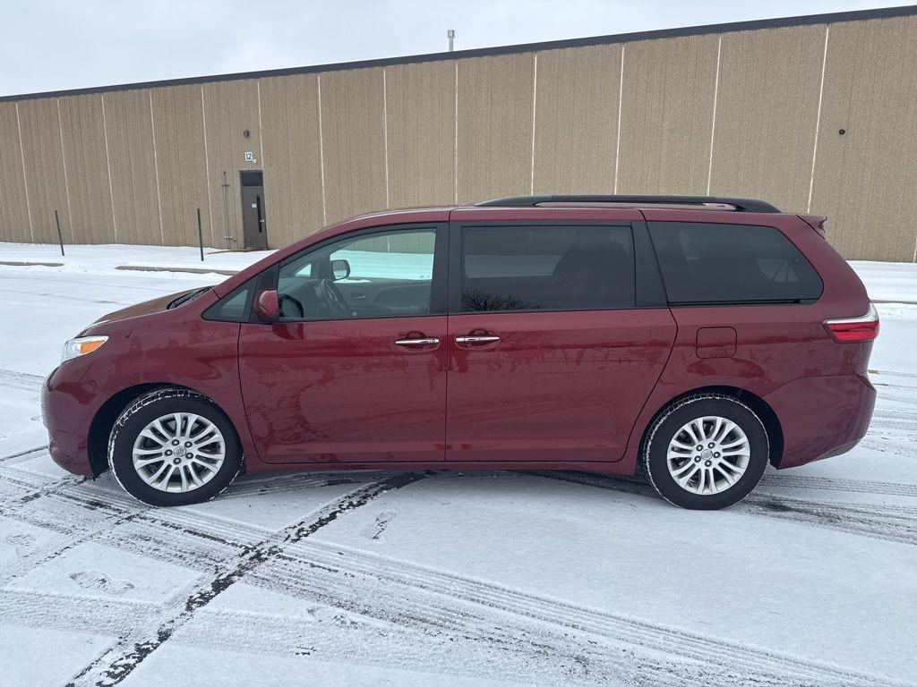 used 2016 Toyota Sienna car, priced at $23,824