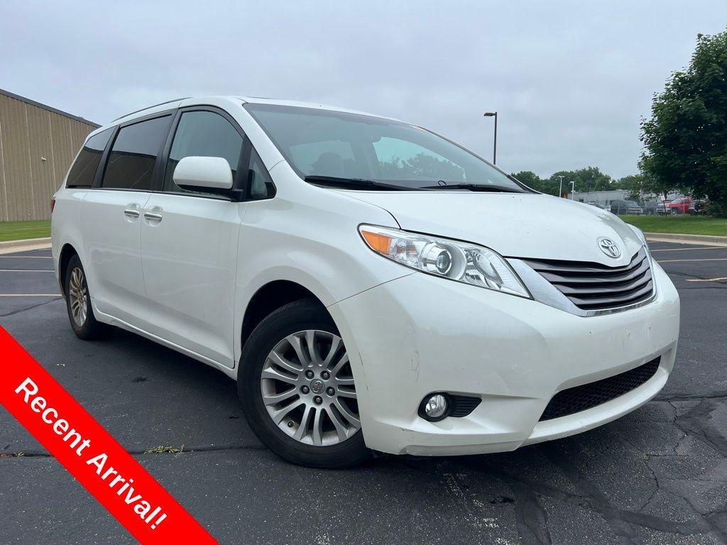 used 2016 Toyota Sienna car, priced at $21,700