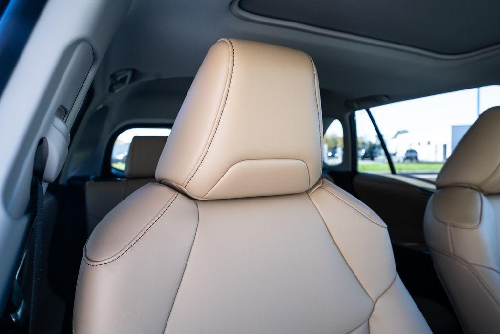 new 2025 Toyota RAV4 car, priced at $38,462