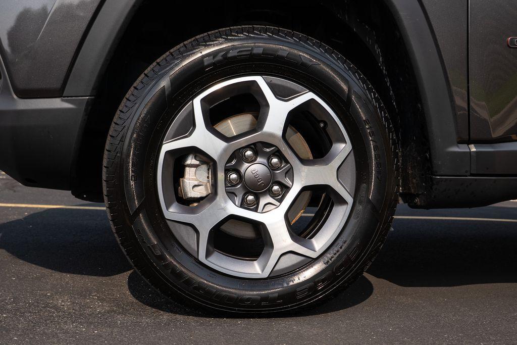 used 2022 Jeep Compass car, priced at $22,399