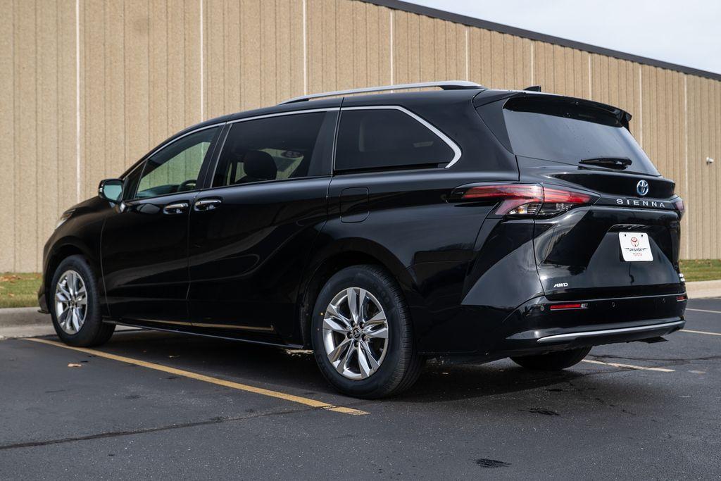 used 2023 Toyota Sienna car, priced at $51,731