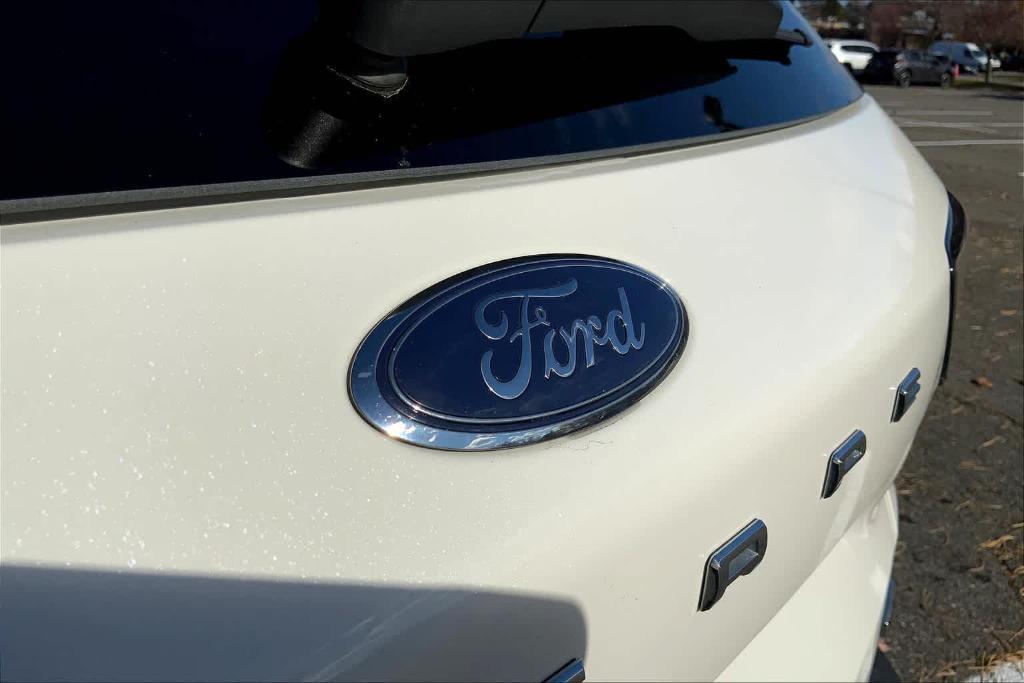 used 2022 Ford Escape PHEV car, priced at $23,599