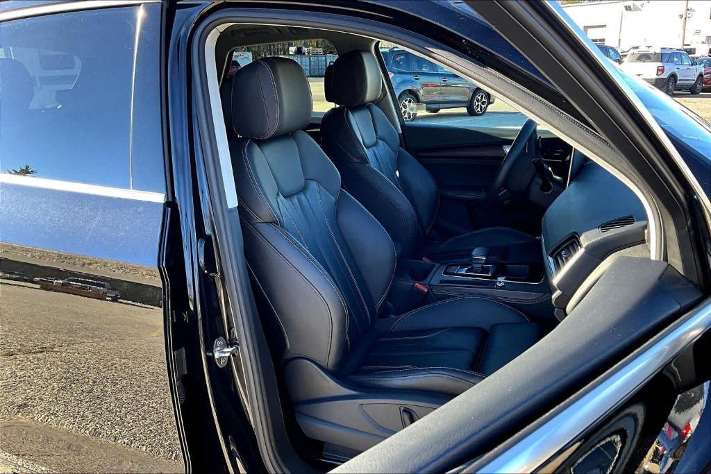 used 2024 Audi Q5 car, priced at $33,624