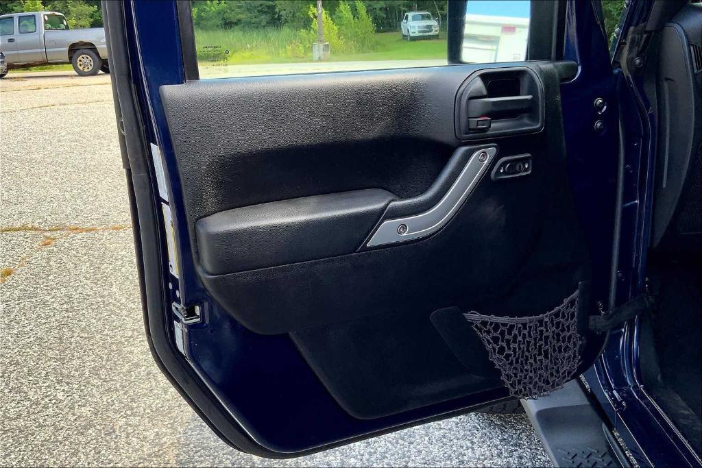 used 2013 Jeep Wrangler car, priced at $13,295