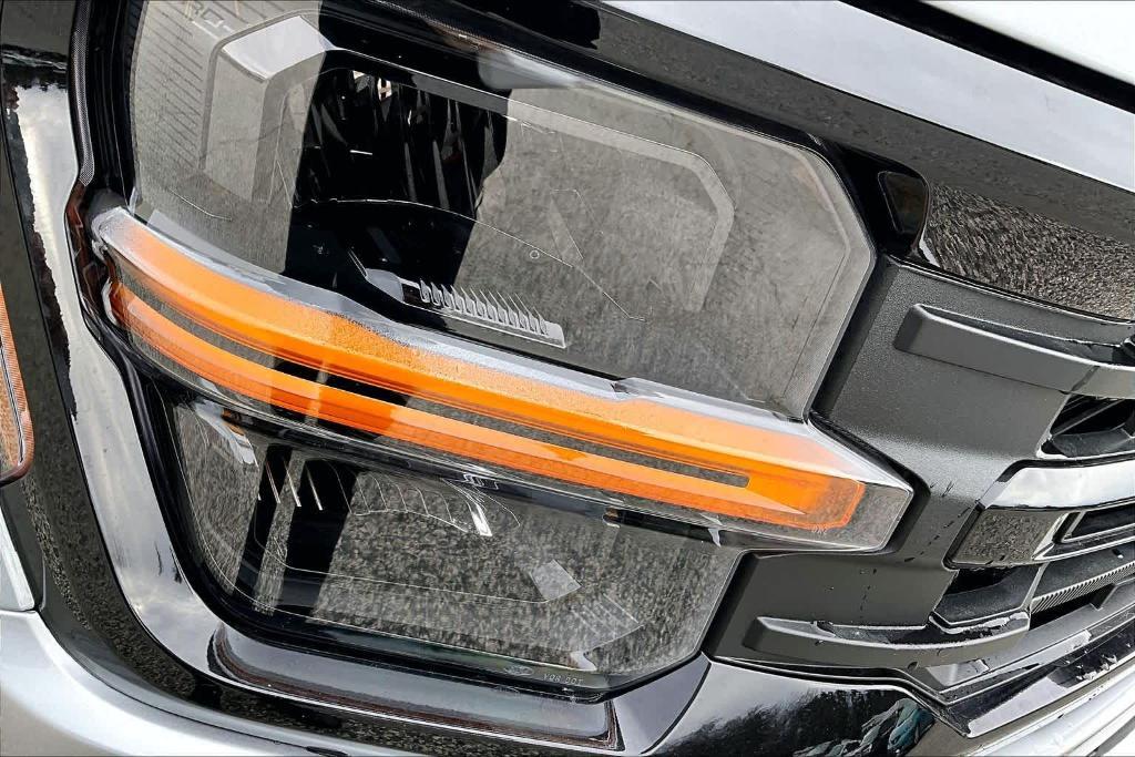 new 2025 Ford F-150 car, priced at $61,521