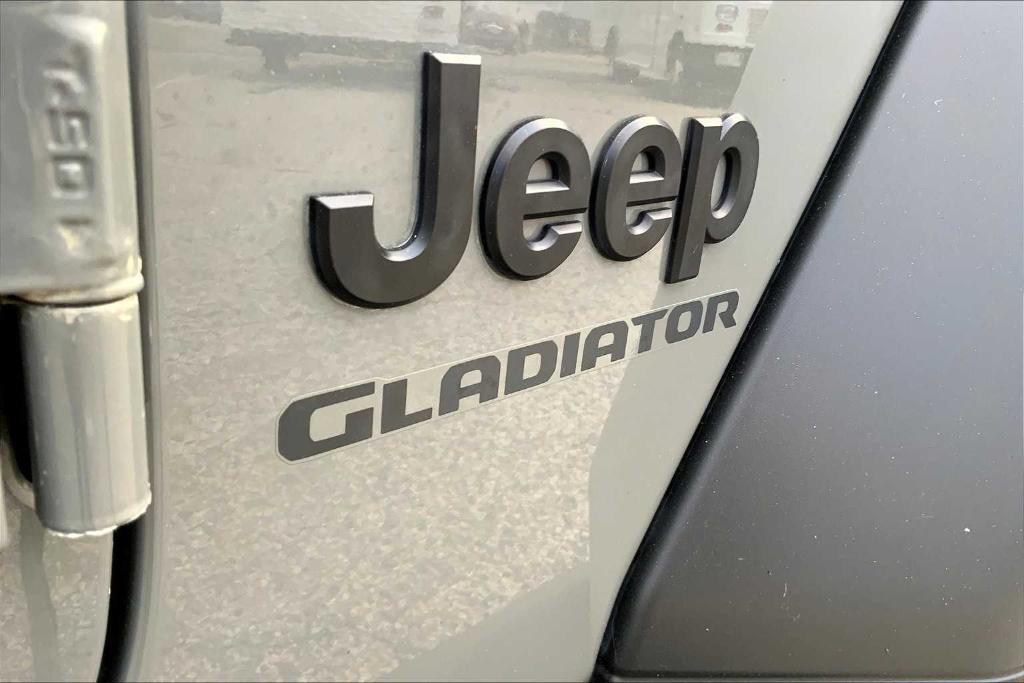 used 2021 Jeep Gladiator car, priced at $25,016