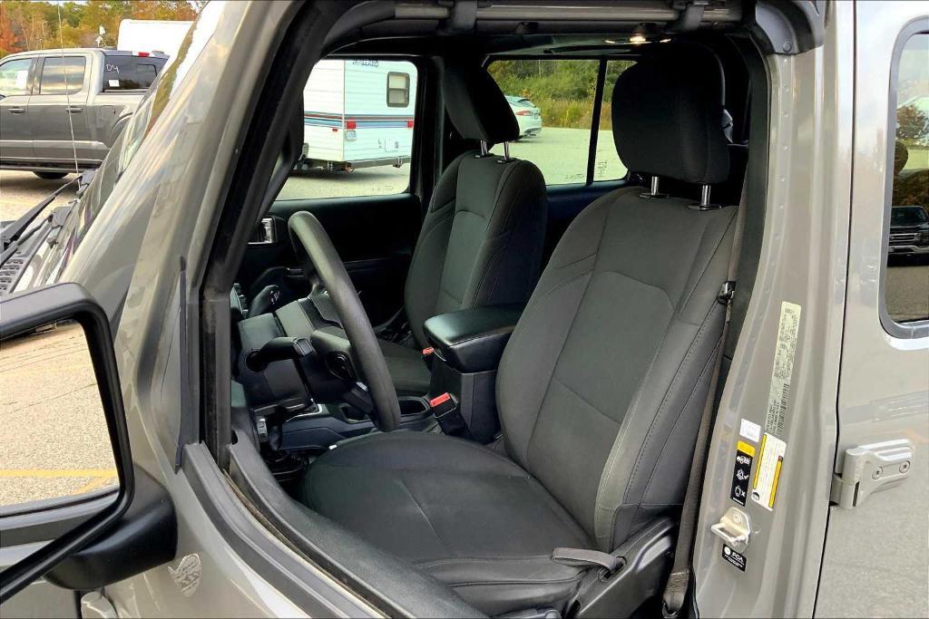 used 2021 Jeep Gladiator car, priced at $25,016