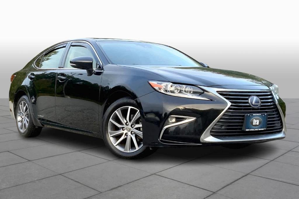 used 2017 Lexus ES 300h car, priced at $17,799