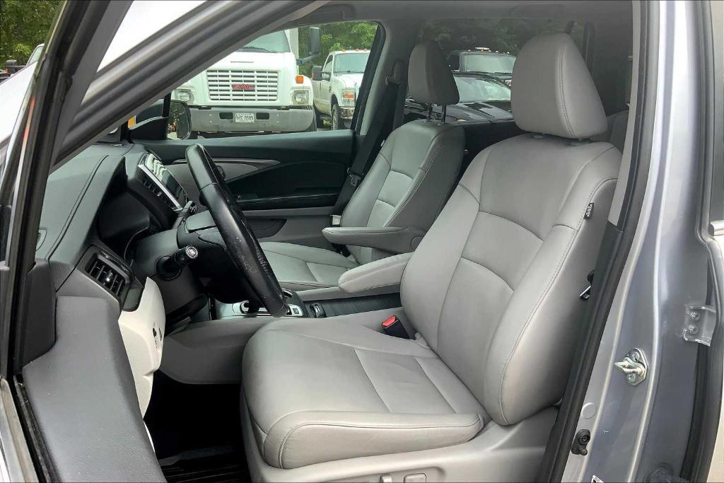 used 2016 Honda Pilot car, priced at $13,980