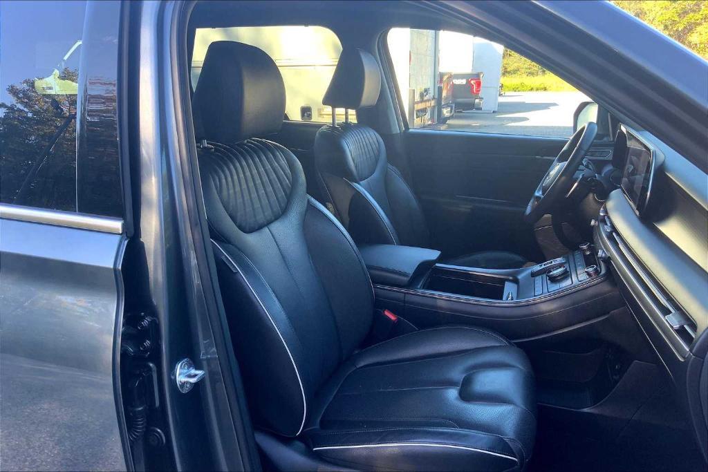 used 2024 Hyundai Palisade car, priced at $39,941