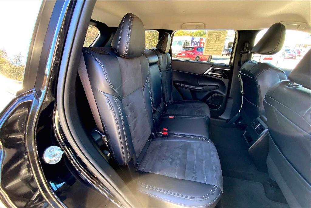 used 2024 Mitsubishi Outlander car, priced at $23,997