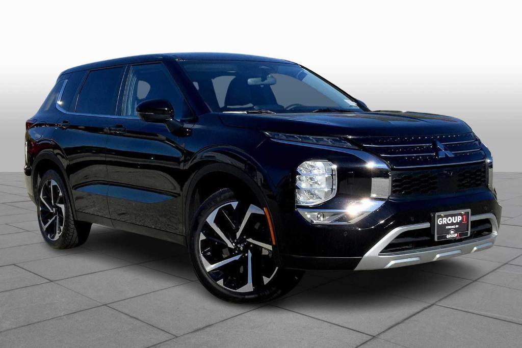 used 2024 Mitsubishi Outlander car, priced at $23,997