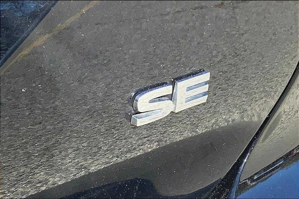 used 2024 Mitsubishi Outlander car, priced at $23,997