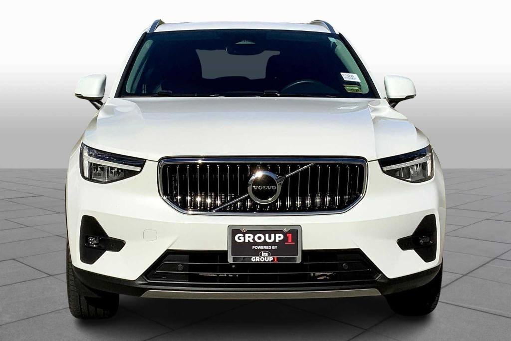 used 2023 Volvo XC40 car, priced at $29,718