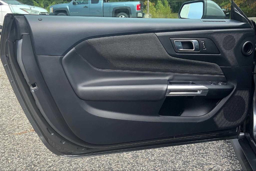 used 2024 Ford Mustang car, priced at $22,987