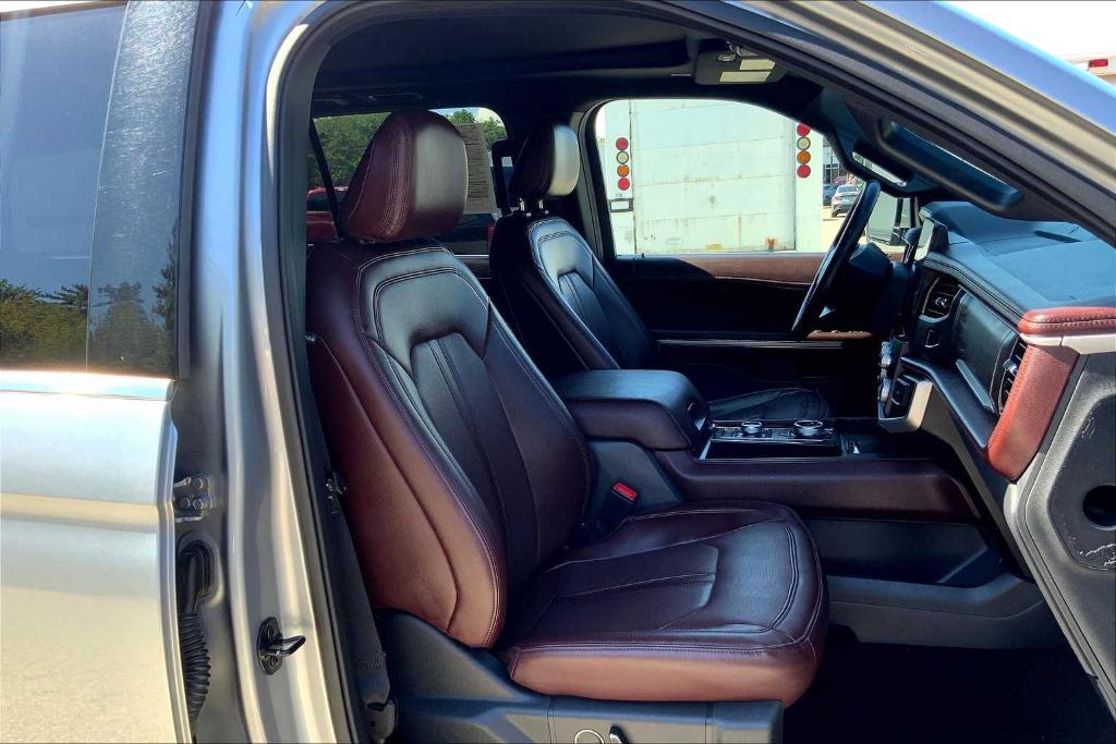used 2023 Ford Expedition car, priced at $44,833