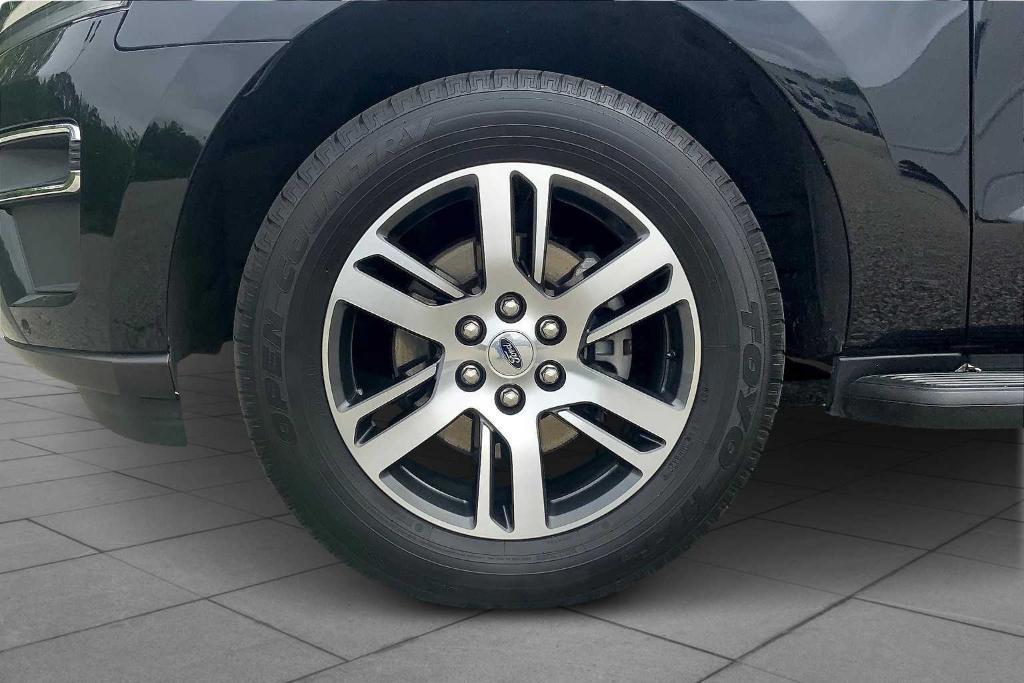 used 2024 Ford Expedition car, priced at $51,822